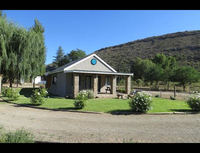 1 BEDROOM HOUSE FOR SALE IN NIEU BETHESDA